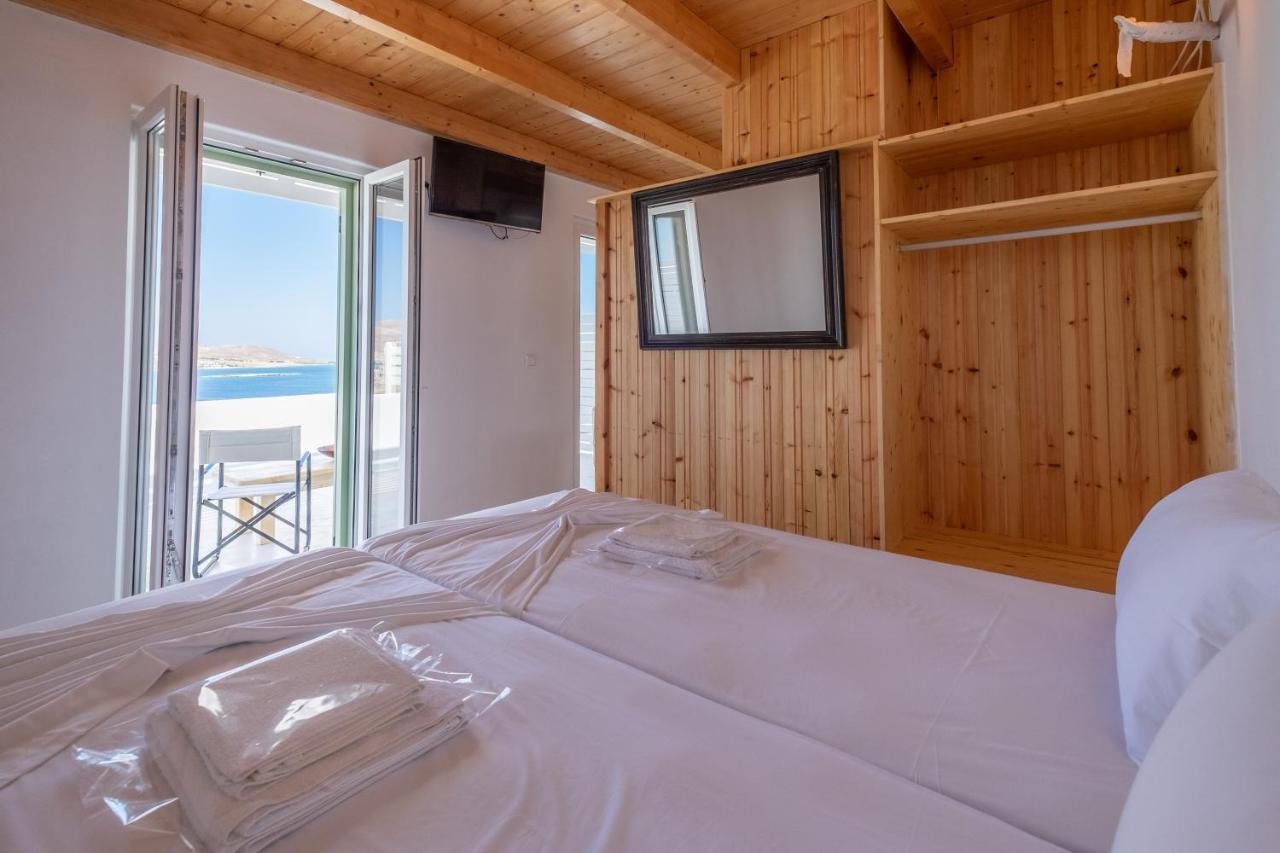 Lorenzo Studios And Suites Paros Naousa  Luaran gambar