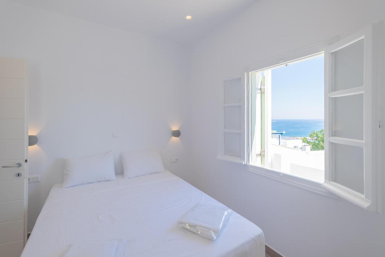 Lorenzo Studios And Suites Paros Naousa  Luaran gambar