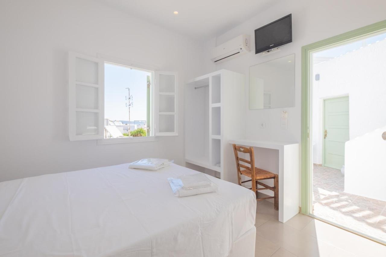 Lorenzo Studios And Suites Paros Naousa  Luaran gambar