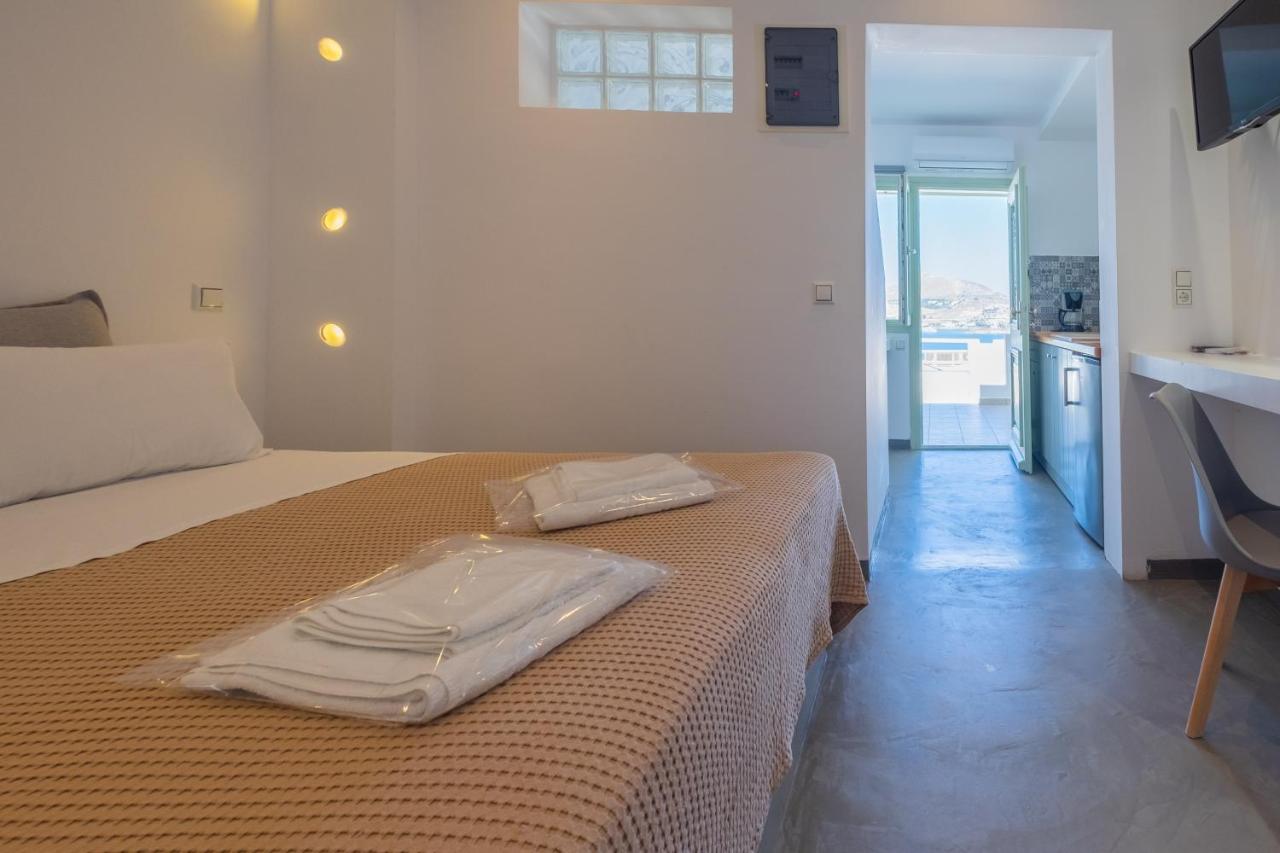 Lorenzo Studios And Suites Paros Naousa  Luaran gambar